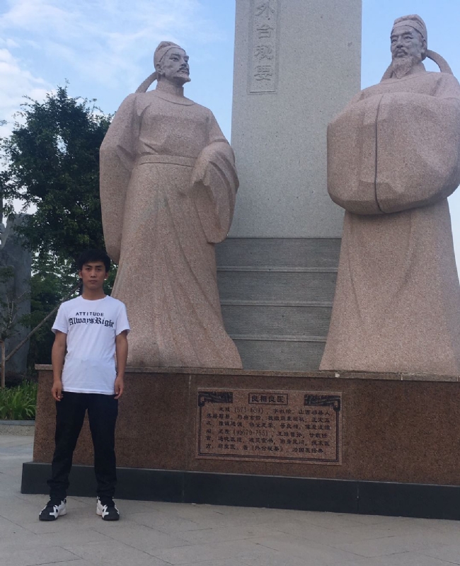 仰望x未来的第一张照片--阿克苏基督教相亲网